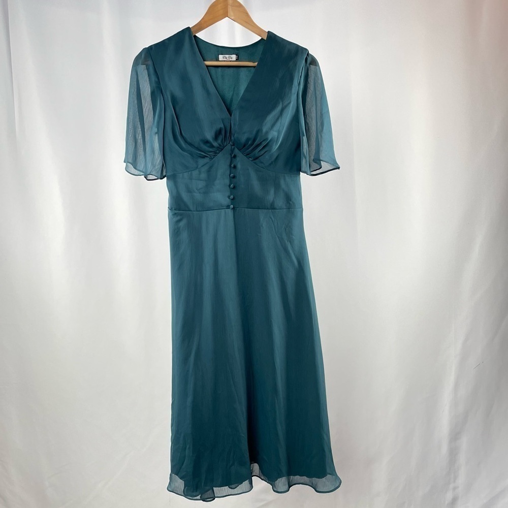 Chi Chi London V Neck Midi Dress in Blue Size 8